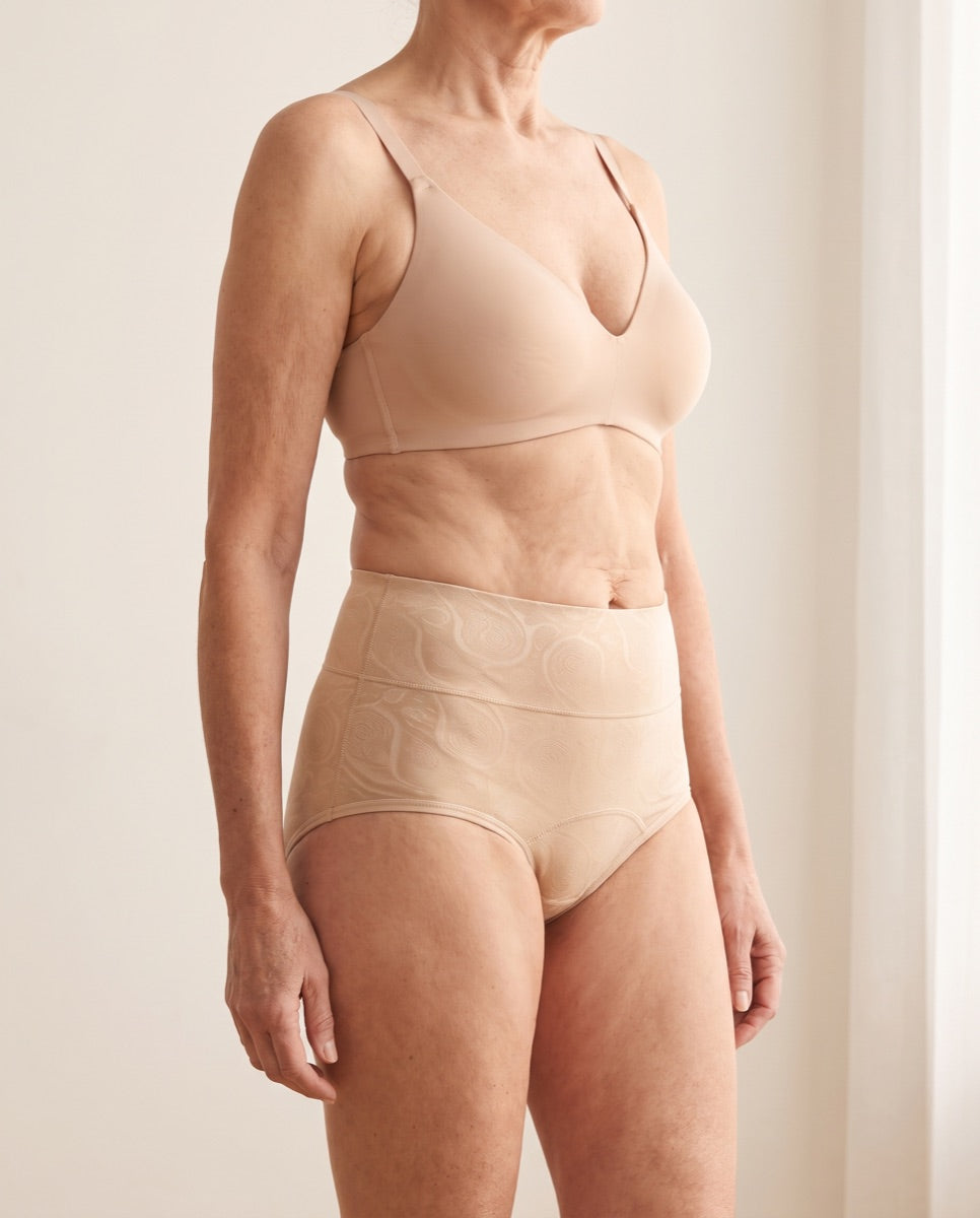 Braga absorbente de tiro alto en jacquard — para pequeñas pérdidas