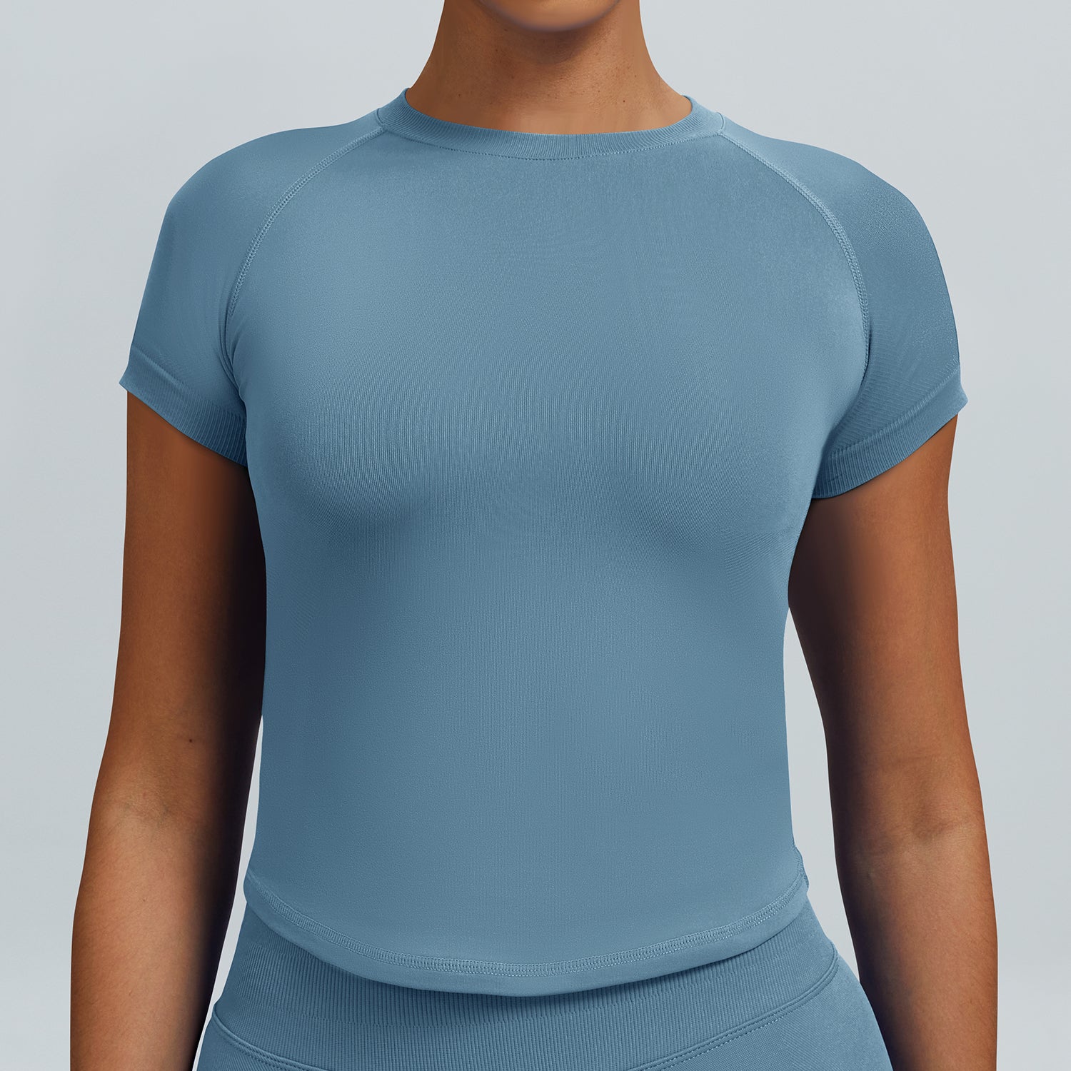 T-shirt seamless a maniche corte Sculptline, colore Azzurro Nebbia