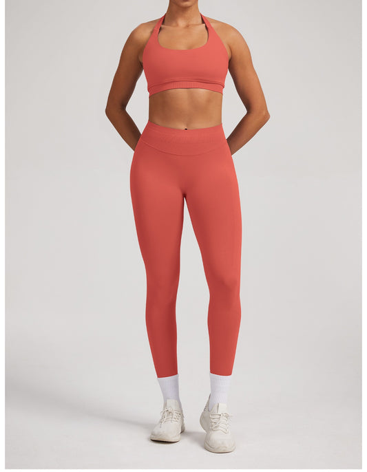 Leggings Sculptline™ Seconda Pelle — Corallo, indossato (1)