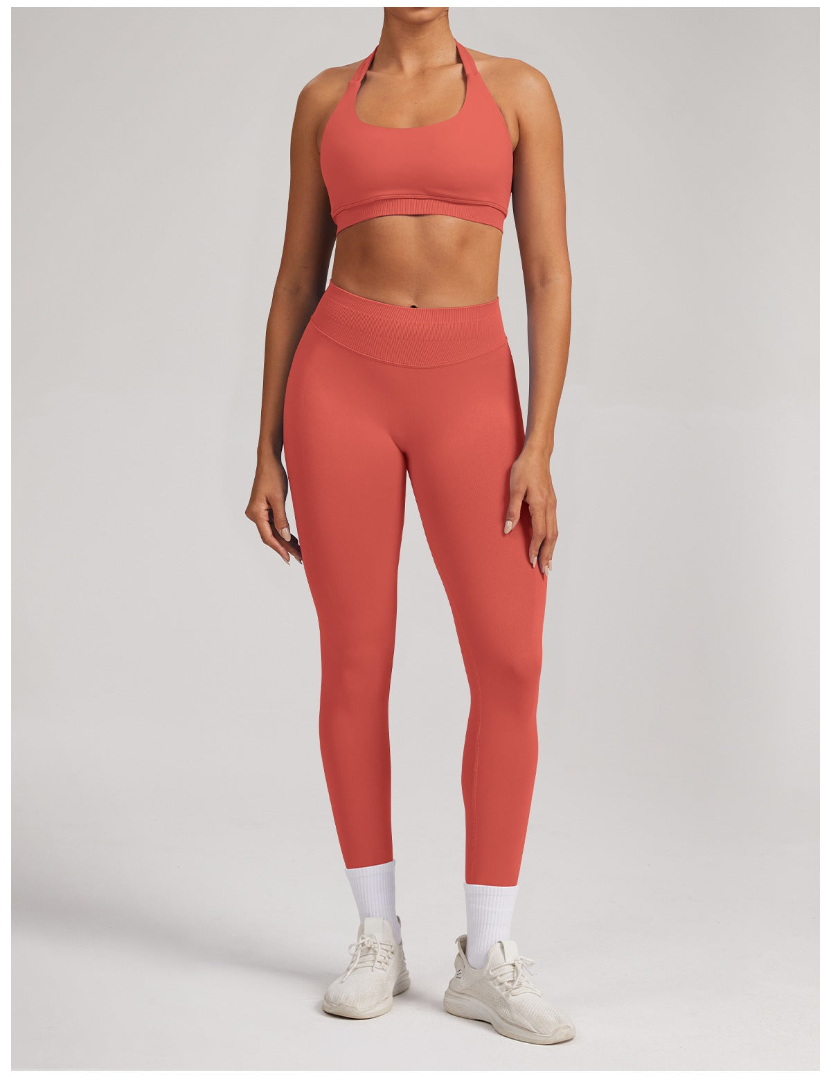 Leggings Sculptline™ Seconda Pelle — Corallo, indossato (3)