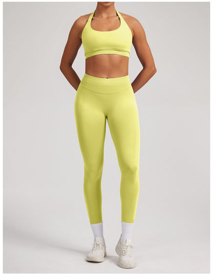 Leggings Sculptline™ Seconda Pelle — Giallo Pulcino, indossato (3)