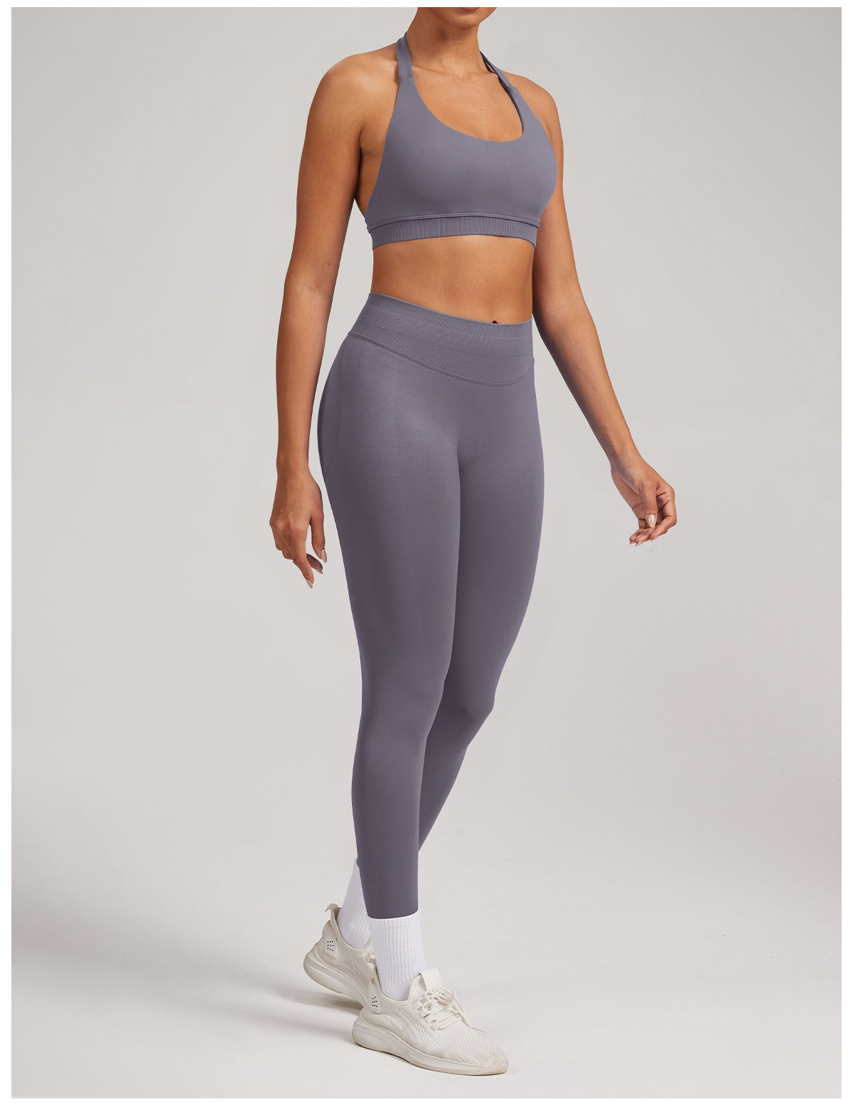 Leggings Sculptline™ Seconda Pelle — Grigio Fungo, indossato (3)