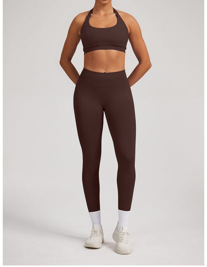 Leggings Sculptline™ Seconda Pelle — Marrone Scuro, indossato (1)