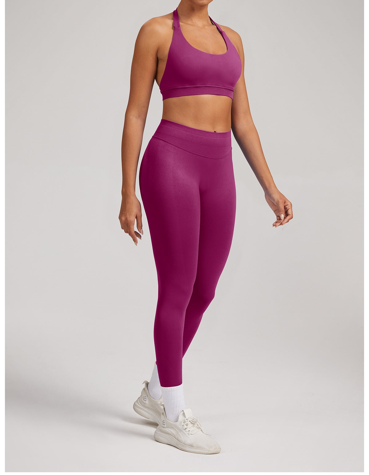 Leggings Sculptline™ Seconda Pelle — Rosso Bacca, indossato (1)