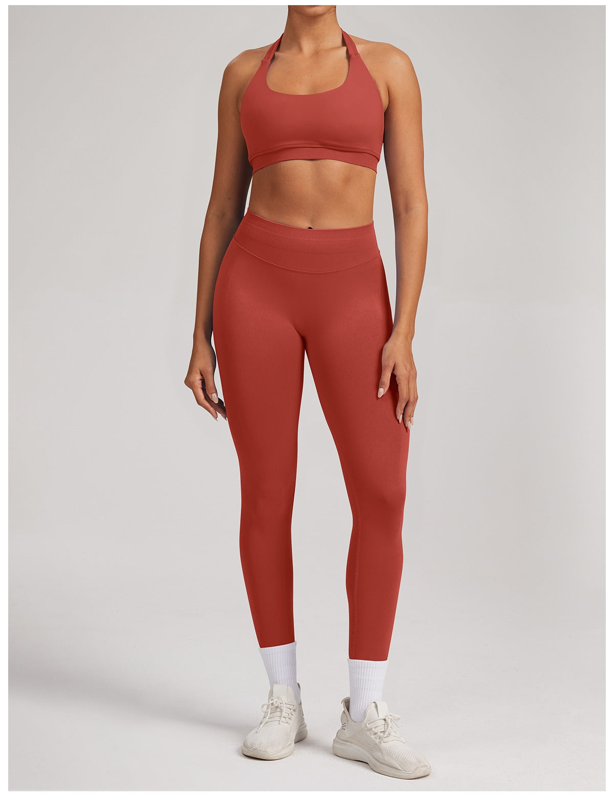 Leggings Sculptline™ Seconda Pelle — Rosso Peperoncino, indossato (3)