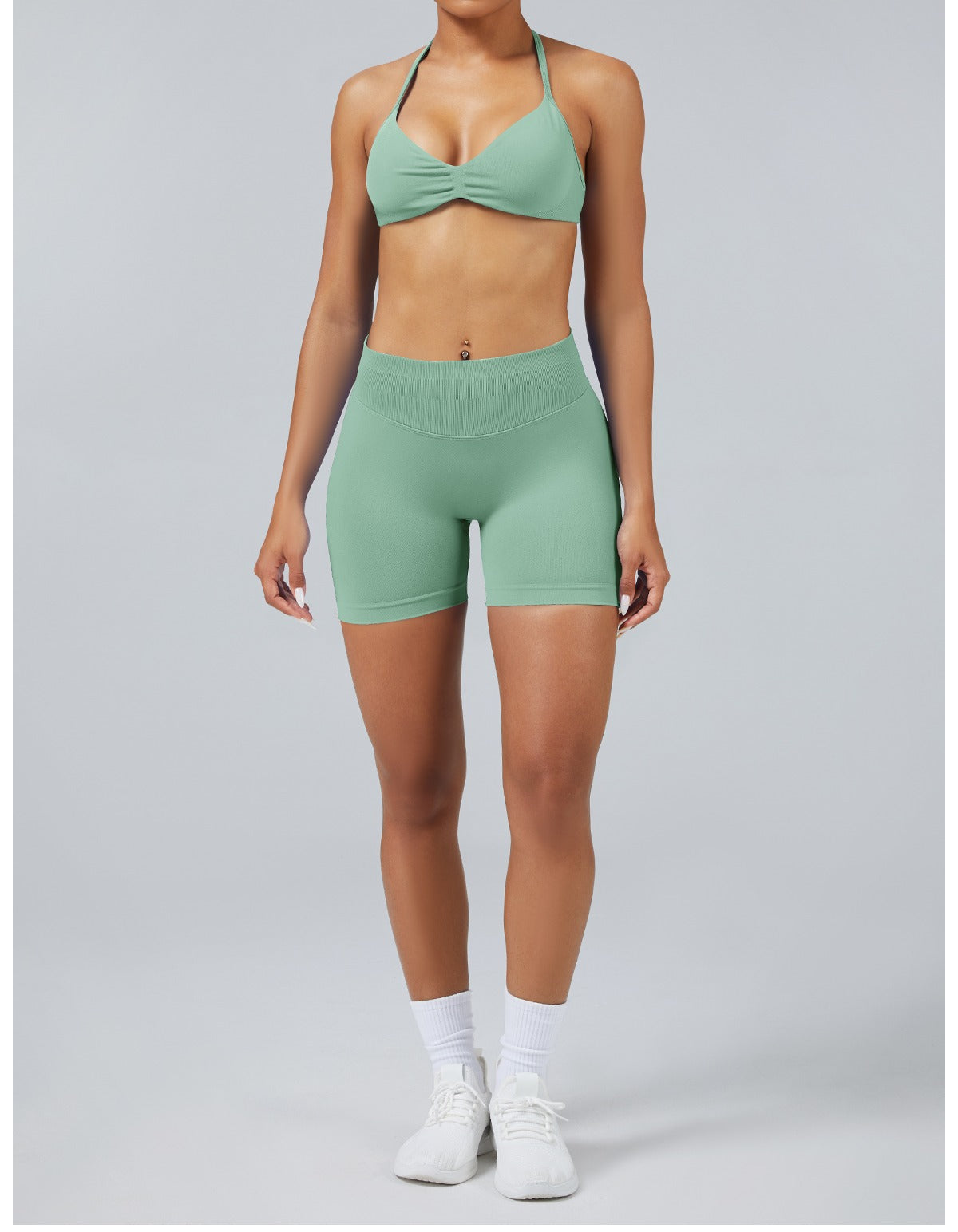 Reggiseno Sculptline™ Seconda Pelle — Verde Palma, indossato (1)