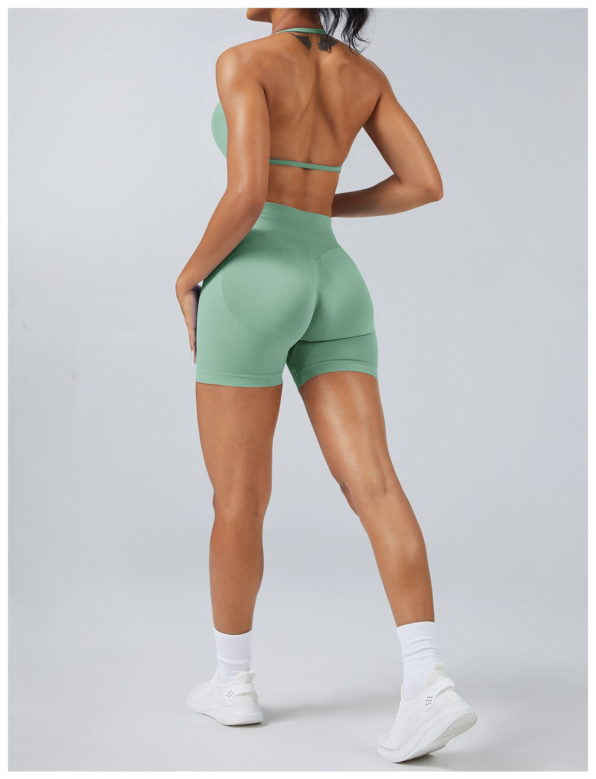 Reggiseno Sculptline™ Seconda Pelle — Verde Palma, indossato (2)