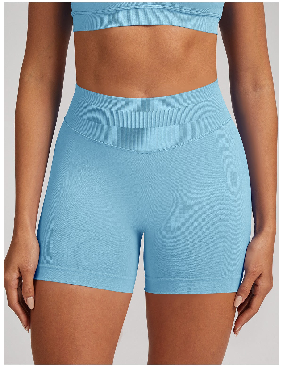 Short Sculptline™ Seconda Pelle — Celeste, indossato (3)