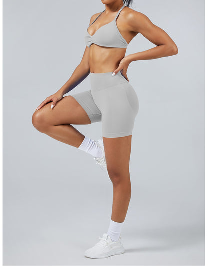 Short Sculptline™ Seconda Pelle — Crema Piuma, indossato (1)