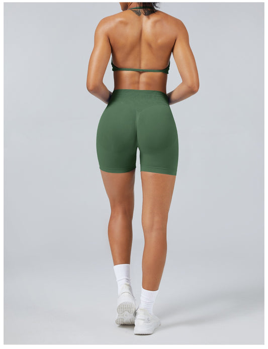 Short Sculptline™ Seconda Pelle — Pistacchio, indossato (3)