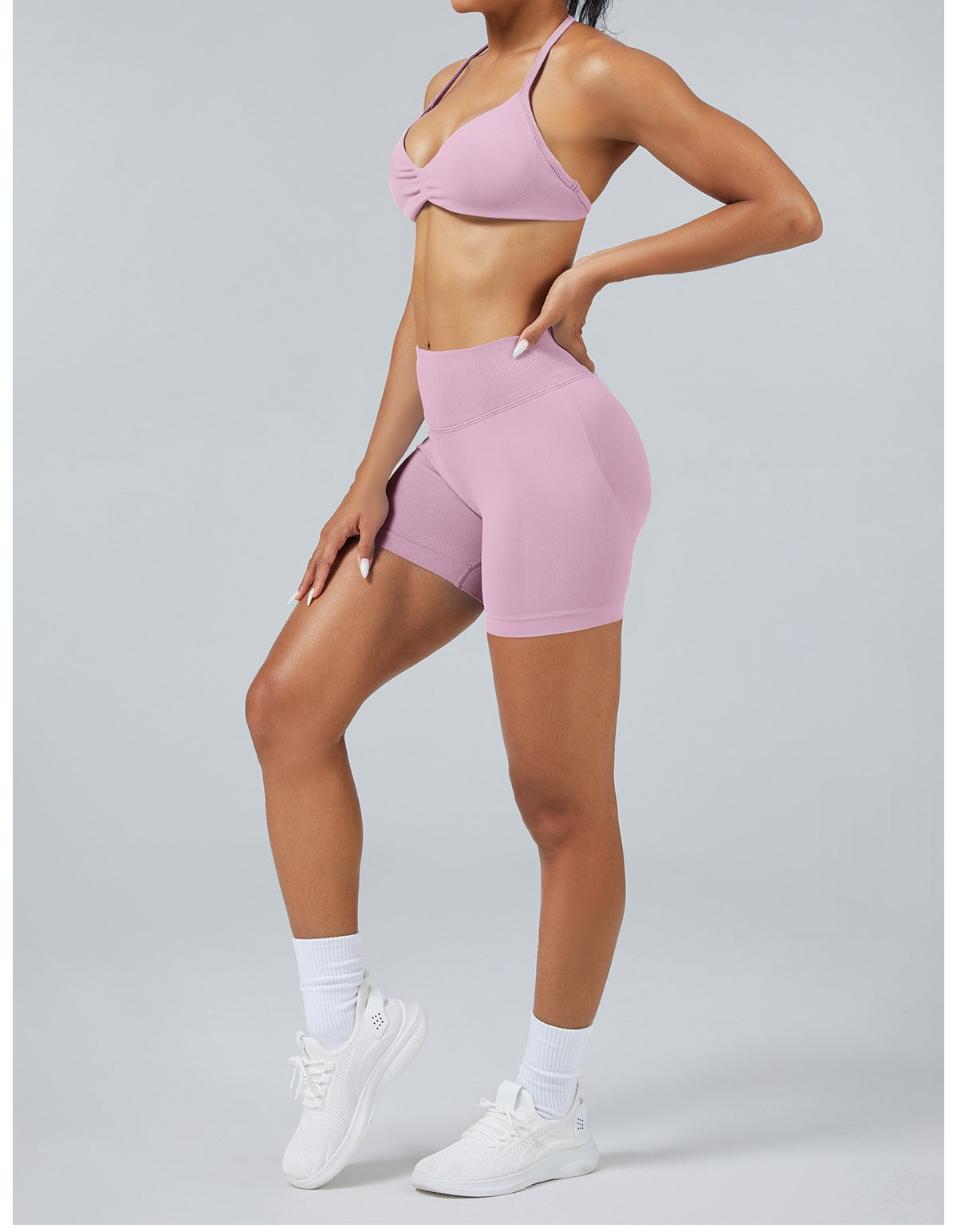 Short Sculptline™ Seconda Pelle — Rosa, indossato (1)