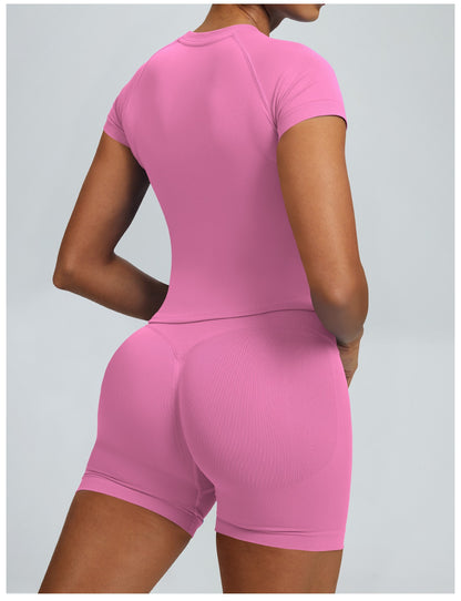 T-shirt Sculptline™ Seconda Pelle — Rosa Fiore, indossato (3)