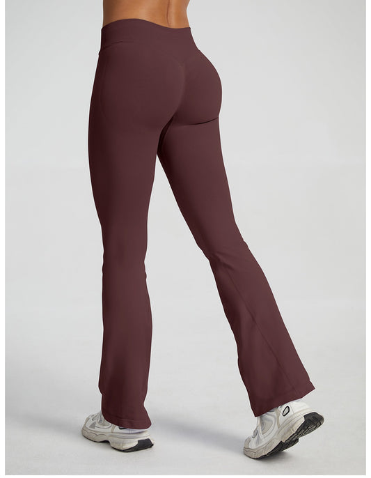 Pantalone a Zampa Sculptline™ Seconda Pelle — Caffè Scuro, indossato (1)