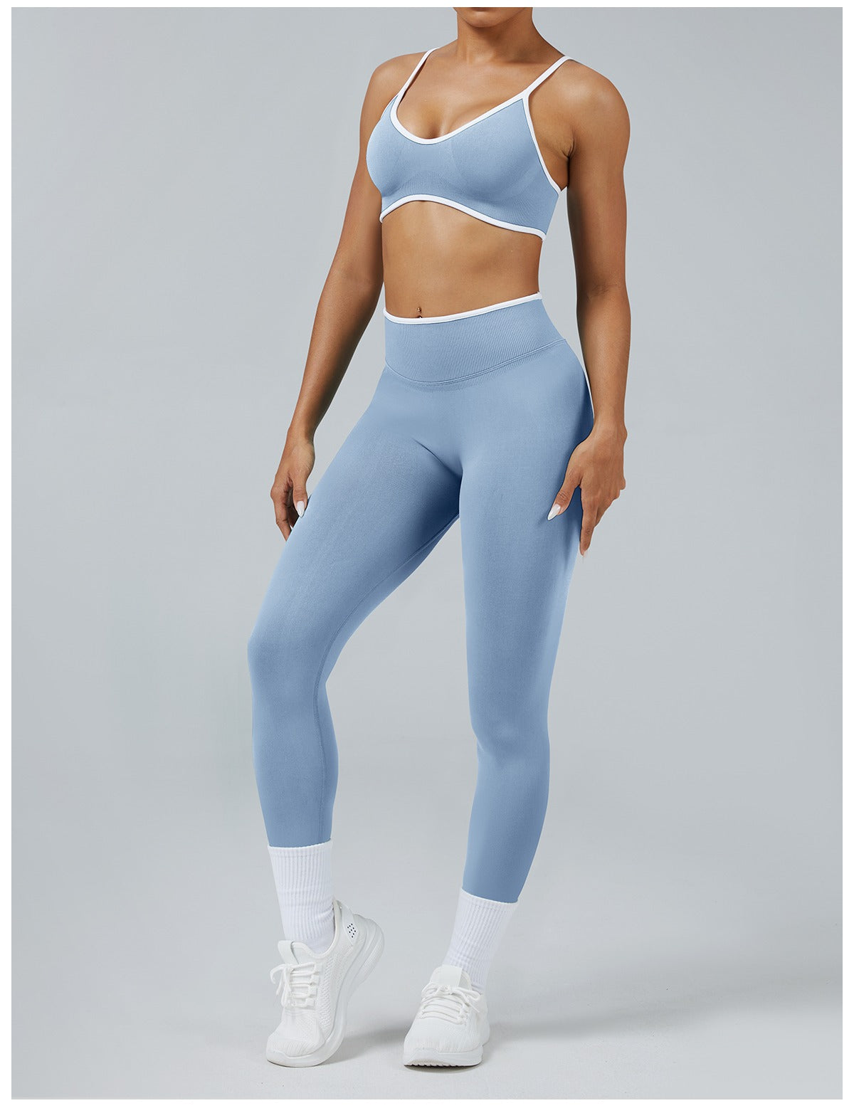 Leggings Line Azzurro Baby con il reggiseno, indossato (3)