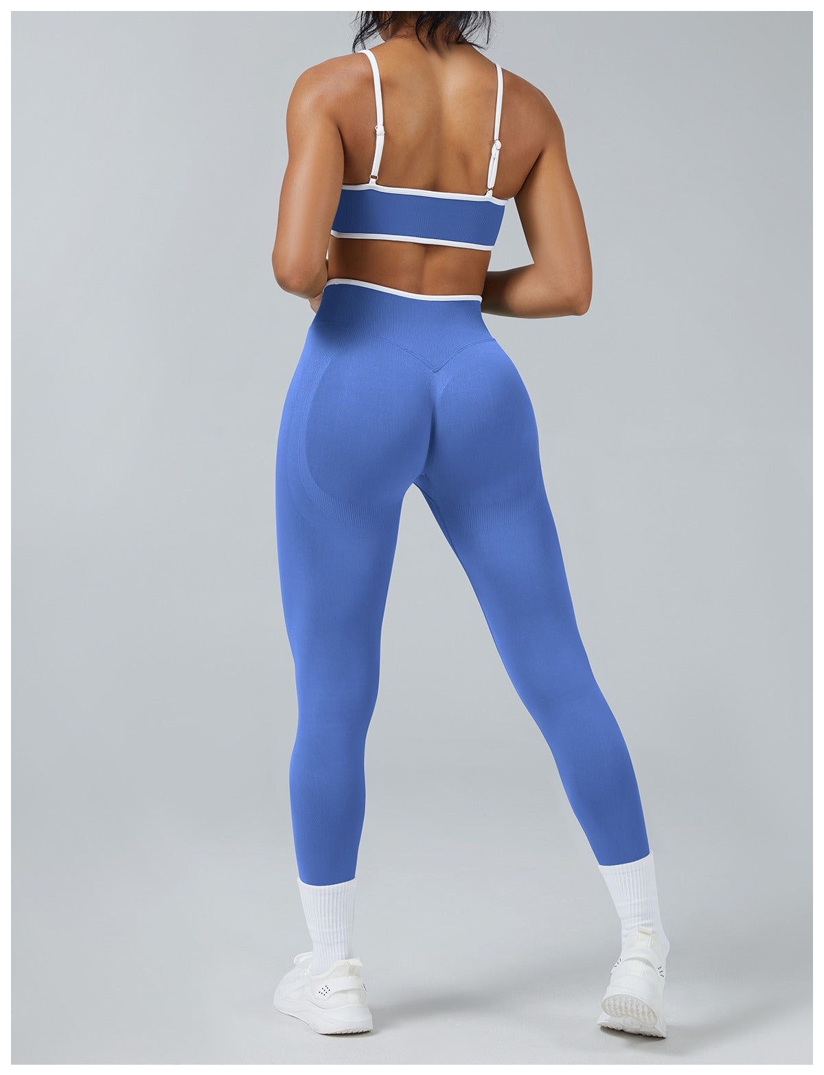 Leggings Line Blu Provenza con il reggiseno, indossato (2)