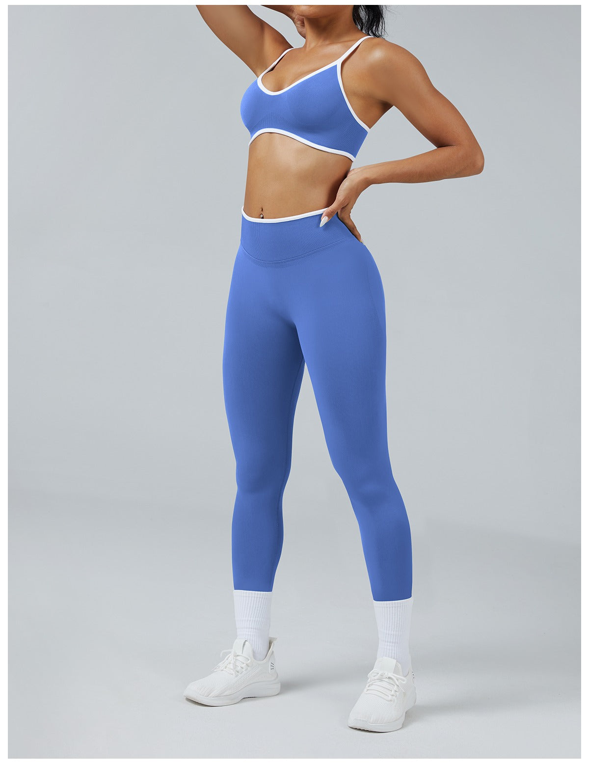 Leggings Line Blu Provenza con il reggiseno, indossato (3)