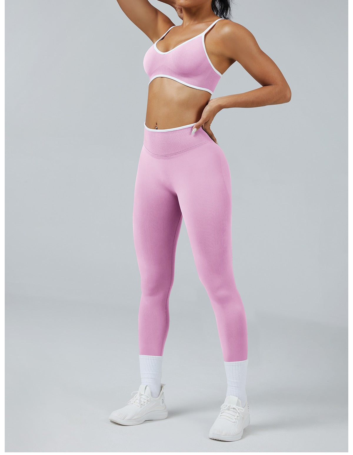 Leggings Line Rosa Orchidea con il reggiseno, indossato (1)