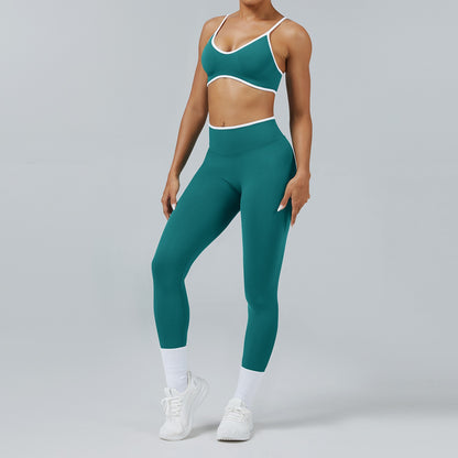 Leggings Line Verde Acqua, indossato con il reggiseno