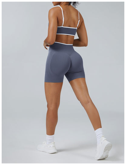 Short Line Grigio Ghiaccio con il reggiseno, indossato (2)