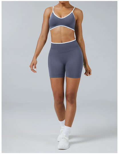 Short Line Grigio Ghiaccio con il reggiseno, indossato (3)