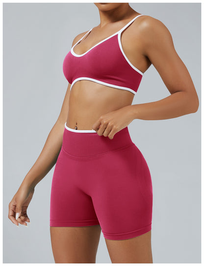 Short Line Lampone con il reggiseno, indossato (2)