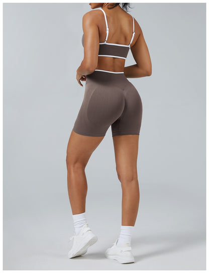 Short Line Moka con il reggiseno, indossato (2)