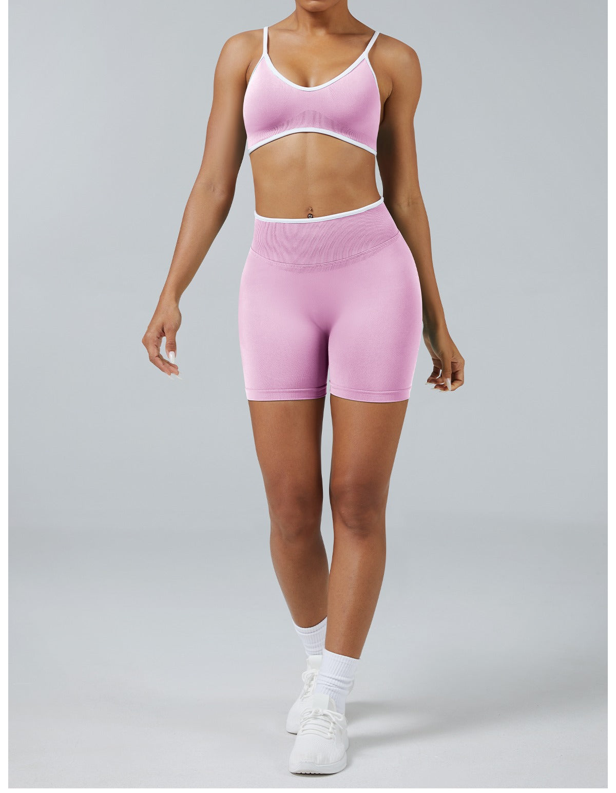 Short Line Rosa Orchidea con il reggiseno, indossato (1)