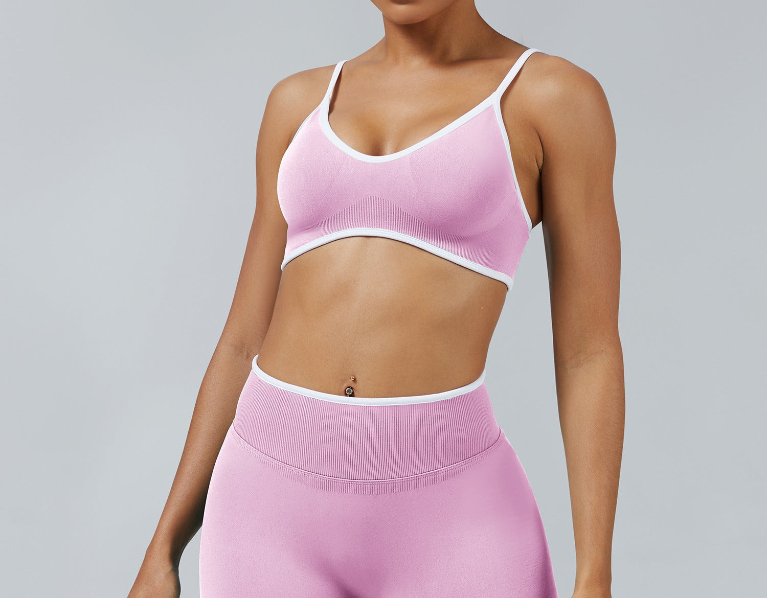 Reggiseno Sculptline Edge Rosa Orchidea indossato, vista frontale