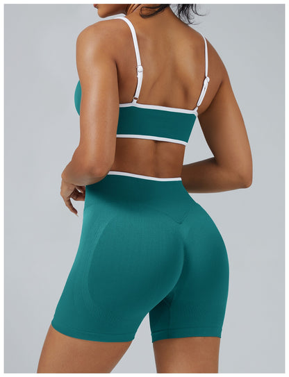 Short Line Verde Acqua con il reggiseno, indossato (2)