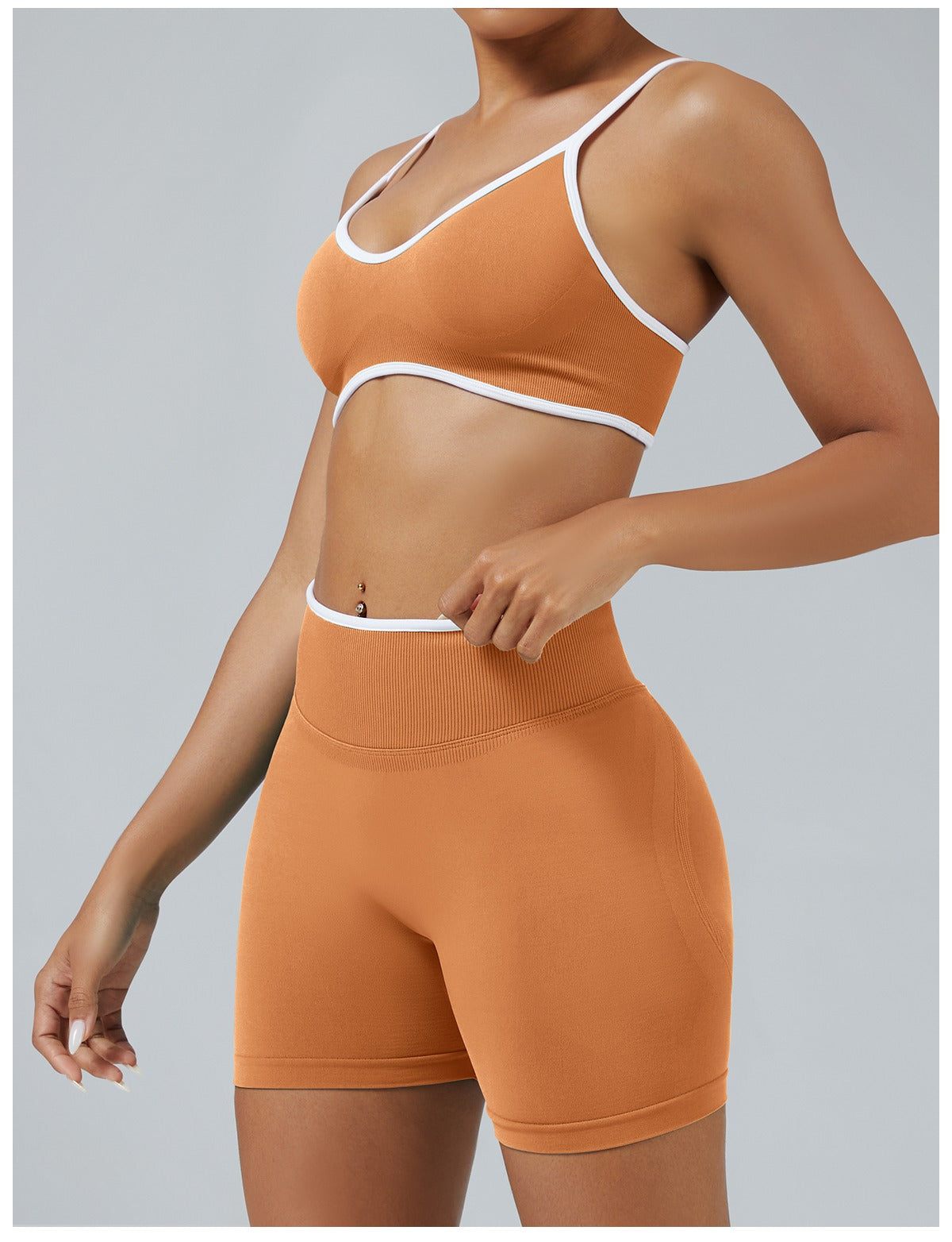 Short Line Zucca con il reggiseno, indossato (3)