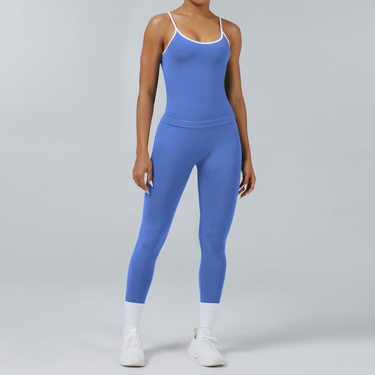 Leggings Line Blu Provenza, indossato con la canotta