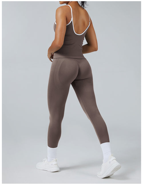 Leggings Line Moka con la canotta, indossato (3)