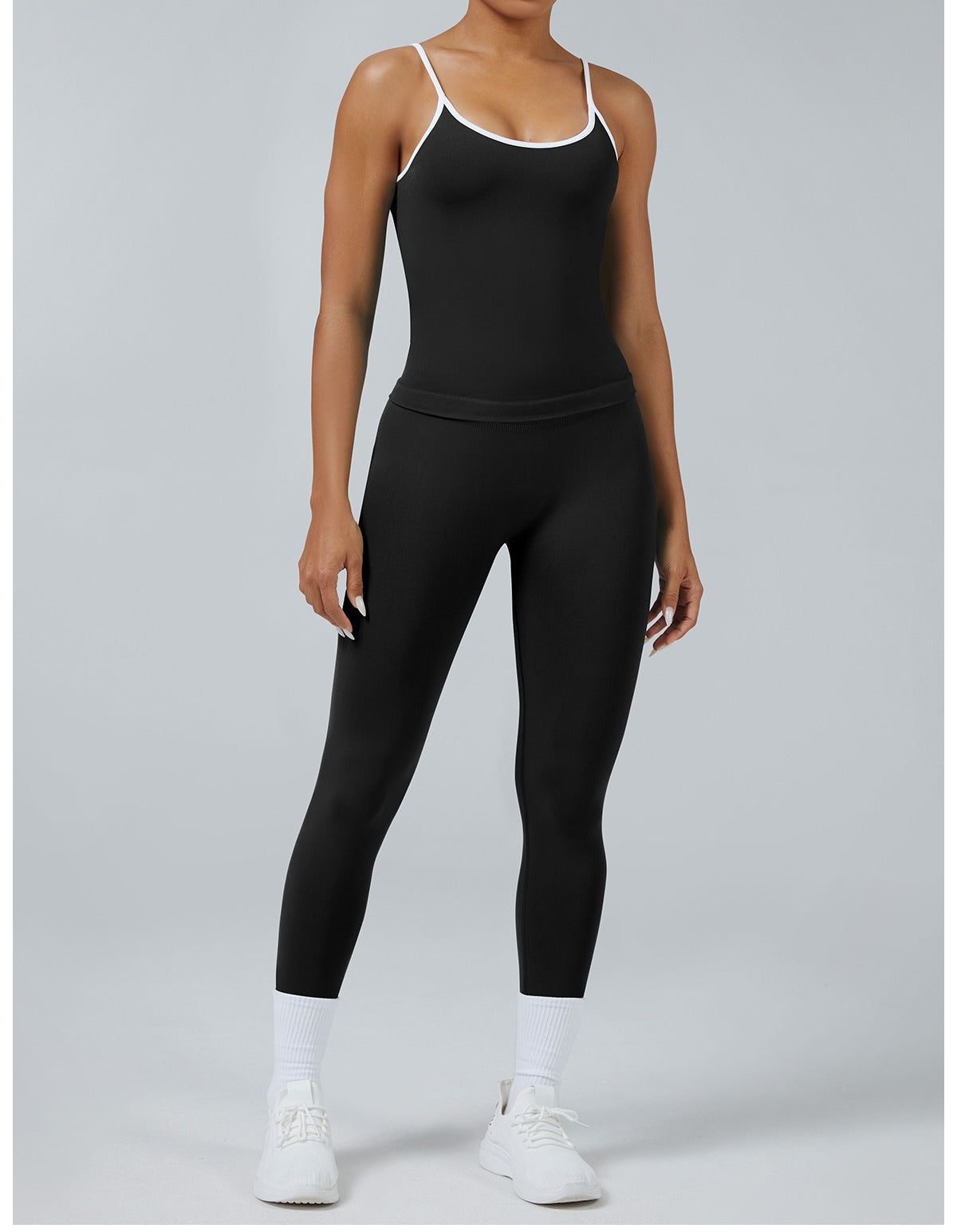 Leggings Line Nero con la canotta, indossato (1)