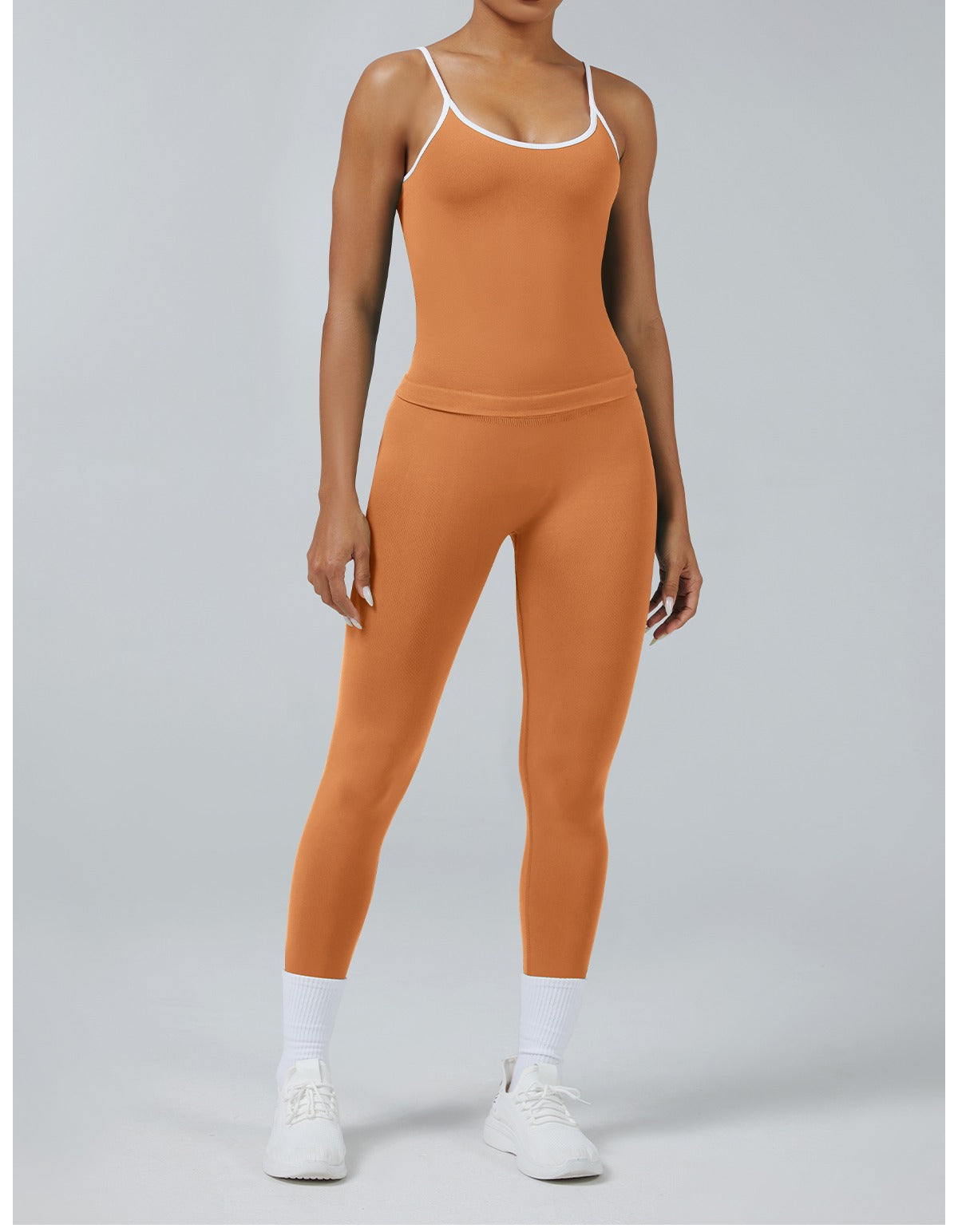 Leggings Line Zucca con la canotta, indossato (1)