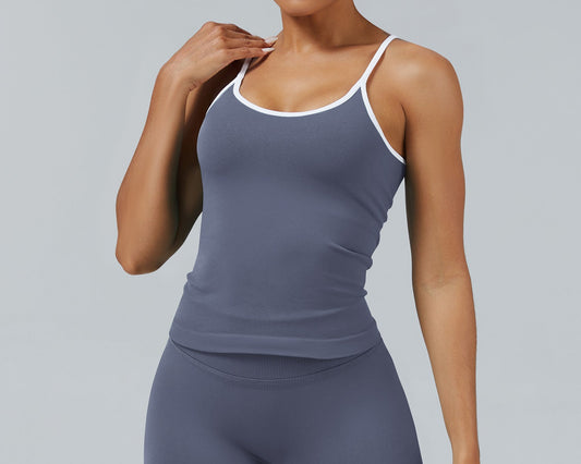 Canotta Sculptline Edge Grigio Ghiaccio indossata, vista frontale