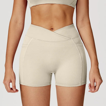Set Sportivo Reggiseno e Pantaloncini Vita Alta Crema, pantaloncini