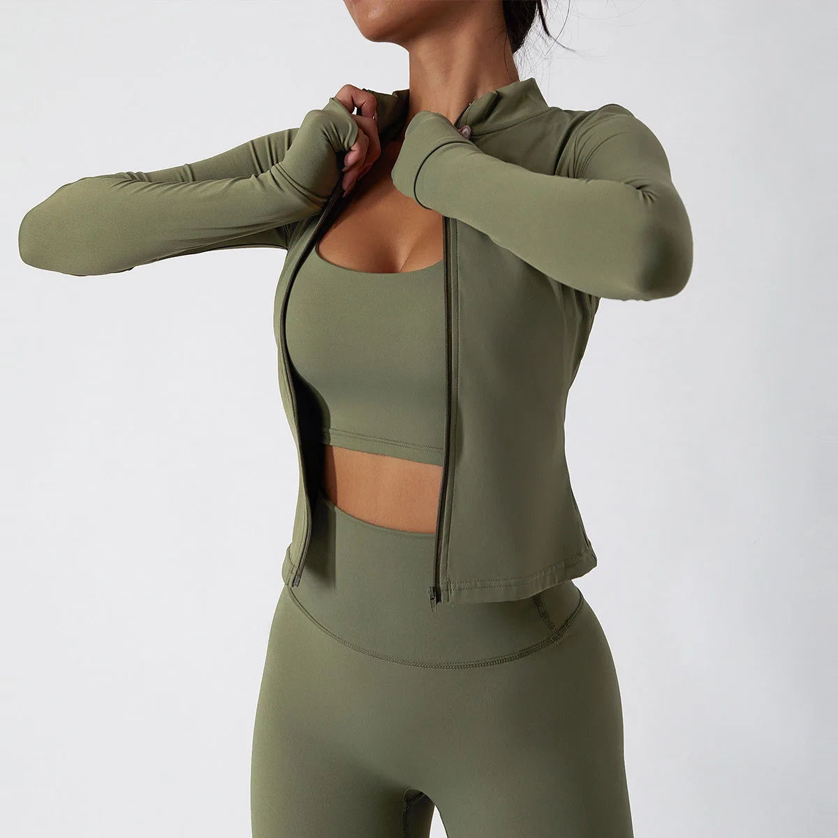 Giacca Sportiva Slim con Zip Integrale, Collo alla Coreana e Fori per il Pollice