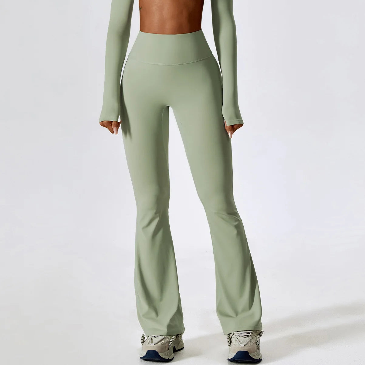 Set Sportivo Maglia Crop a Maniche Lunghe e Pantaloni a Zampa