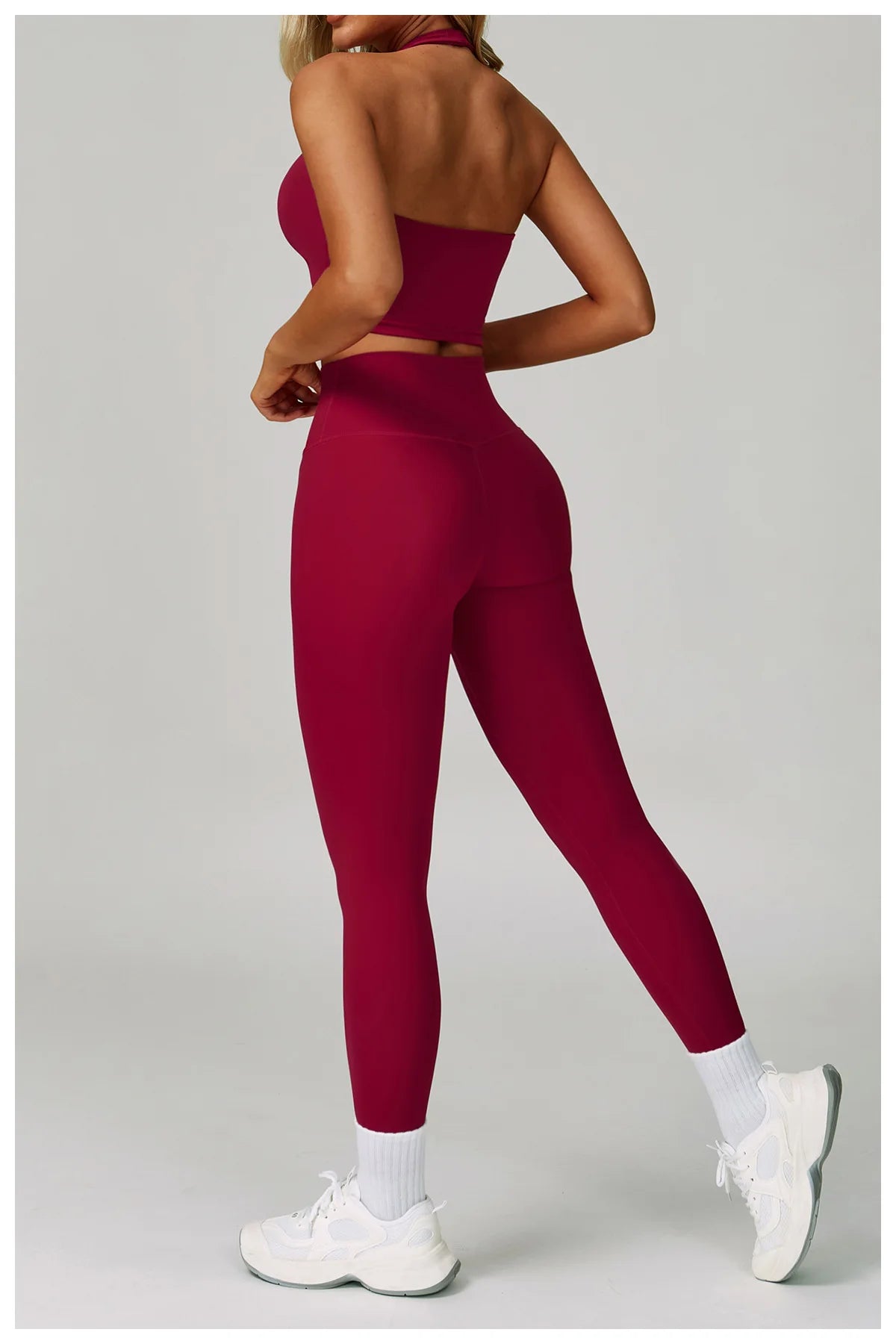 Set Sportivo Reggiseno Halter e Leggings Vita Alta