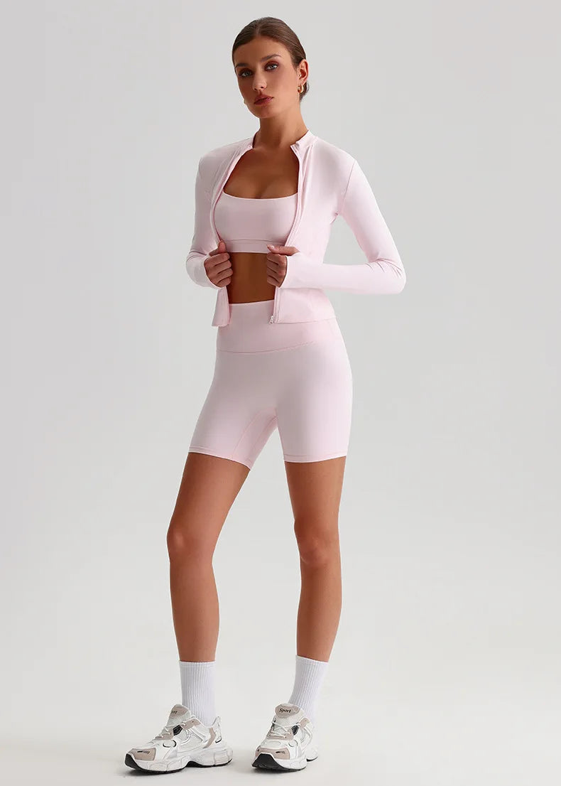 Set Tre Pezzi Giacca Corta Reggiseno e Pantaloncini Ciclista
