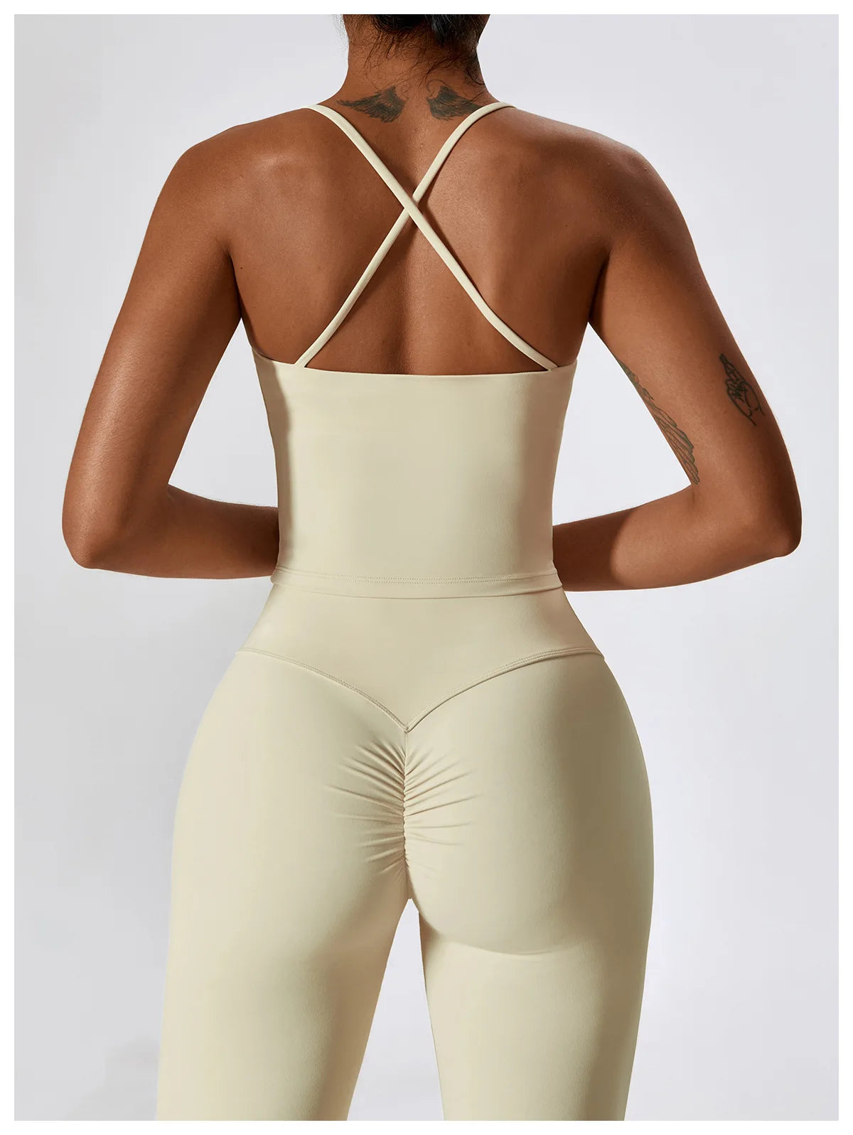 Canotta Sportiva con Spalline Sottili Incrociate e Reggiseno Integrato