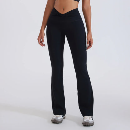 Set Reggiseno Collo Alto e Pantaloni Flare Vita Alta