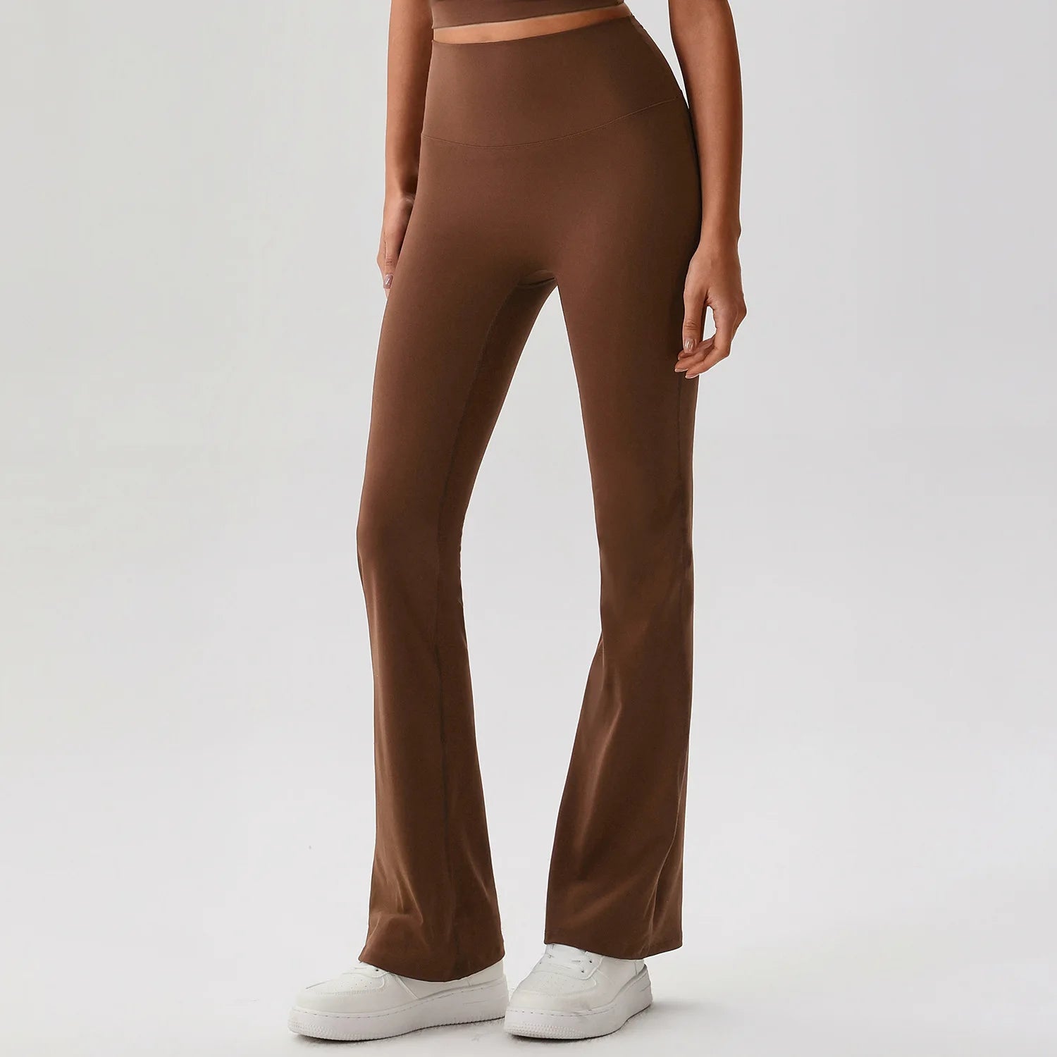 Pantaloni a Zampa Vita Alta con Cucitura a V Posteriore - Cacao