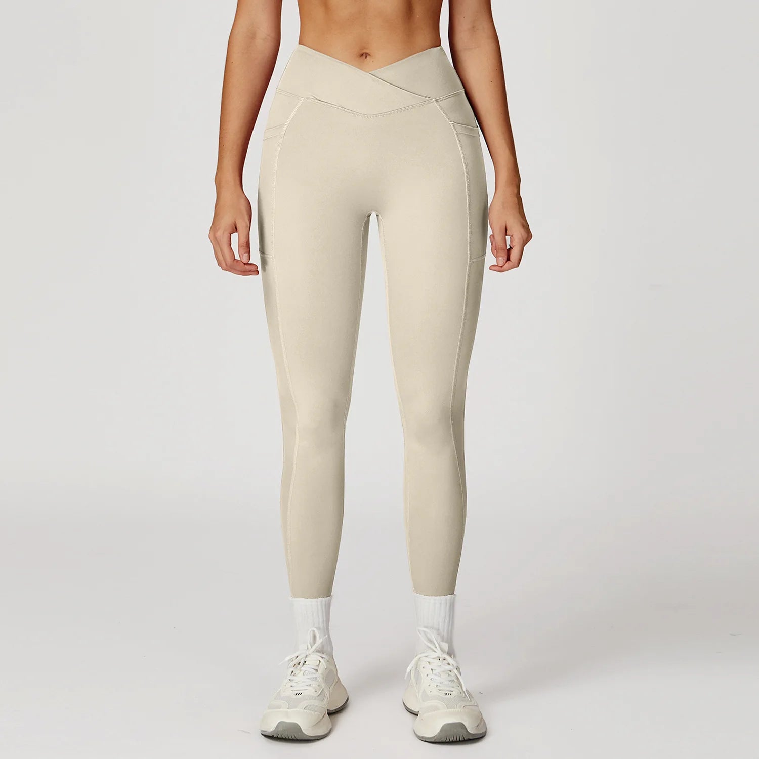 Leggings Vita Alta con Cucitura a V e Tasche Laterali - Crema