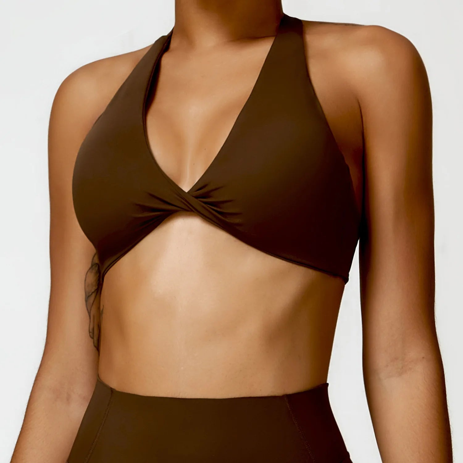 Reggiseno Sportivo Halter con Nodo Frontale e Schiena Scoperta - Marrone Cioccolato