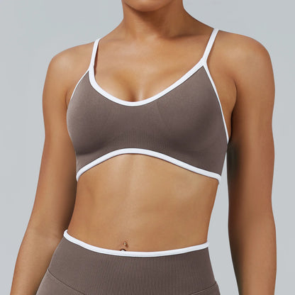 Reggiseno Sportivo Senza Cuciture con Spalline Sottili e Bordo a Contrasto - Moka