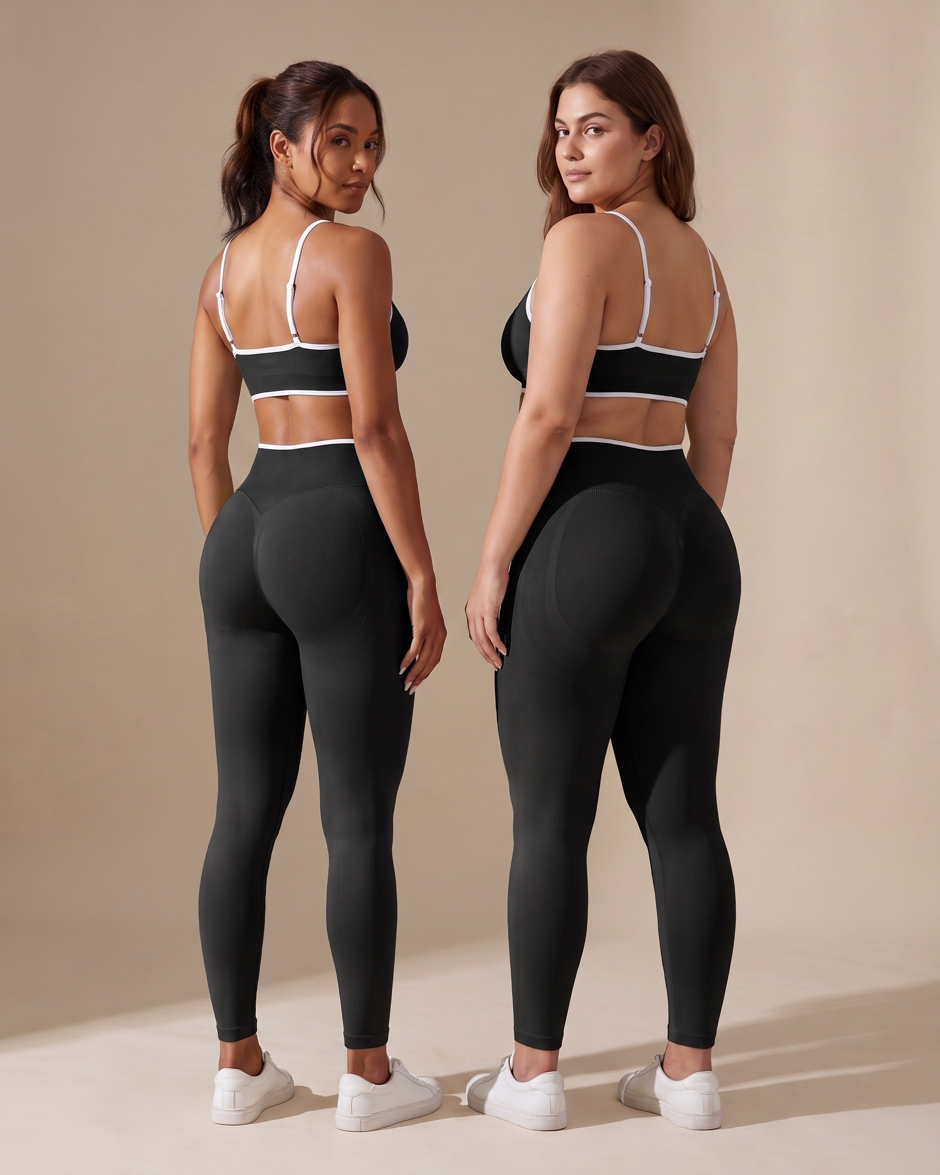 Leggings Push-Up Sculptline Edge Nero indossato da due donne con corporature diverse