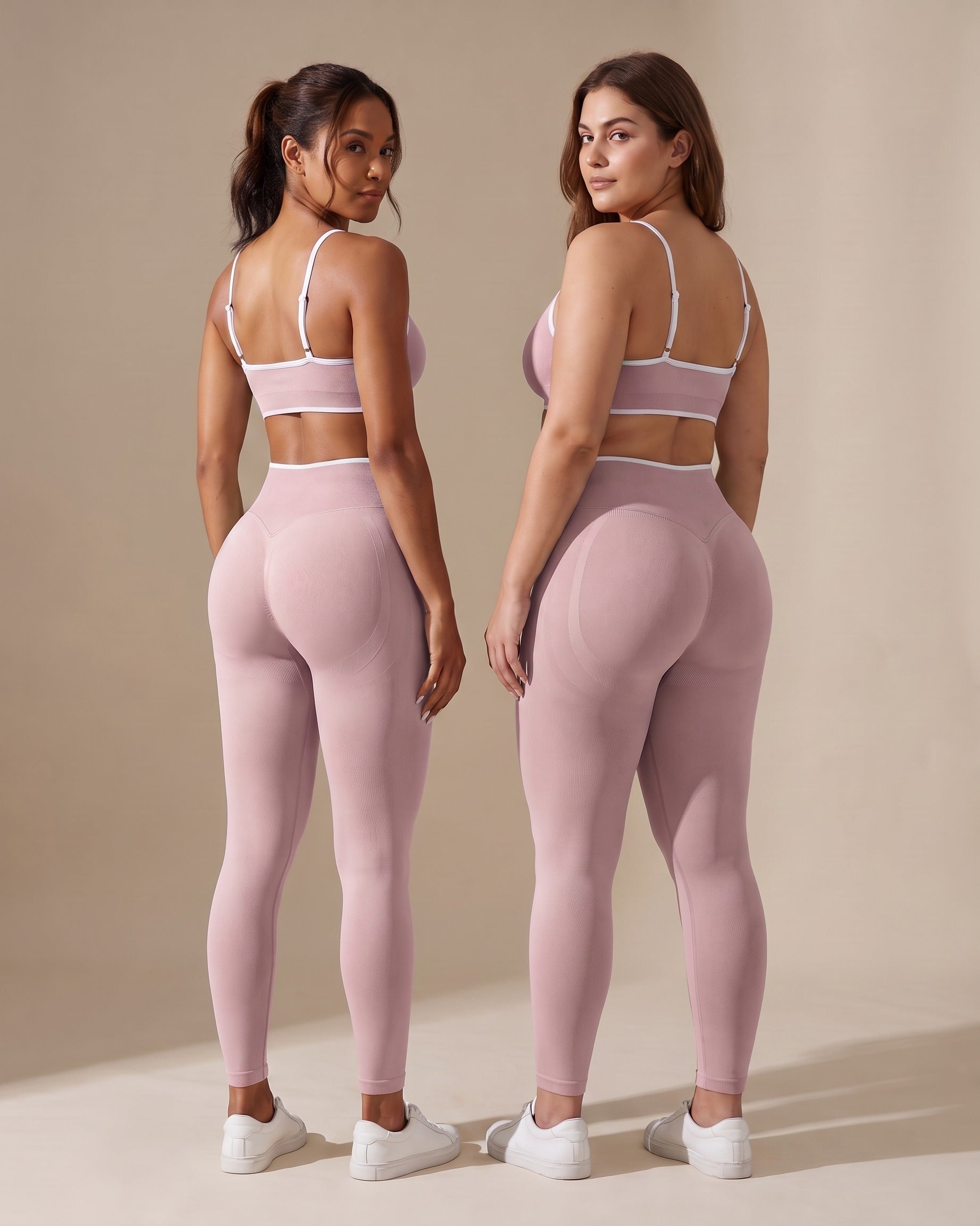 Leggings Push-Up Sculptline Edge Rosa indossato da due donne con corporature diverse