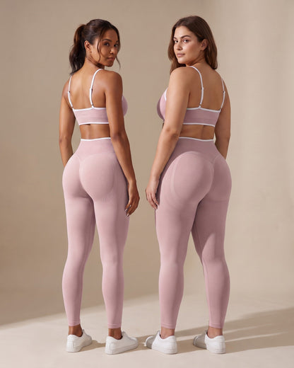 Leggings Push-Up Sculptline Edge Rosa indossato da due donne con corporature diverse