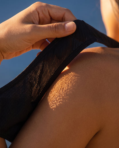 Orelis | Neckholder-Bikini mit Twist